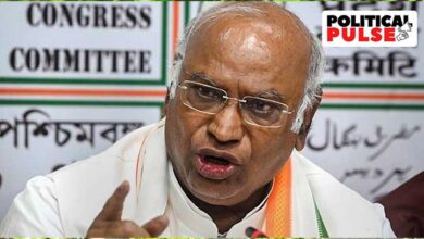 Photo of Mallikarjun Kharge becomes first non-Gandhi Congress President