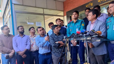 Photo of 5 police personnel suspended over escape of 2 convicted militants