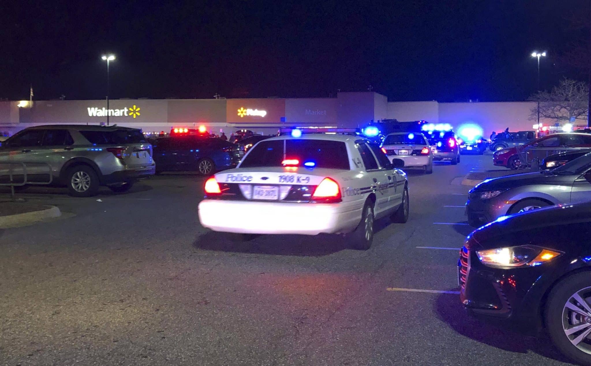 Virginia police: Multiple people killed in Walmart shooting
