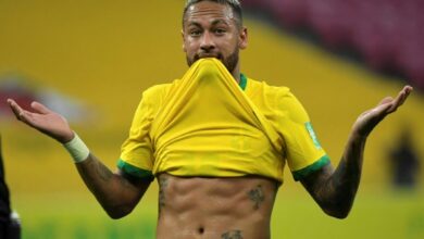 Photo of Neymar ready to carry the weight of a nation on his shoulders