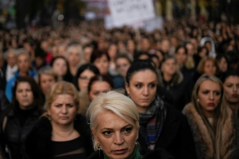 Serb women in Kosovo protest against 'ghettoisation'