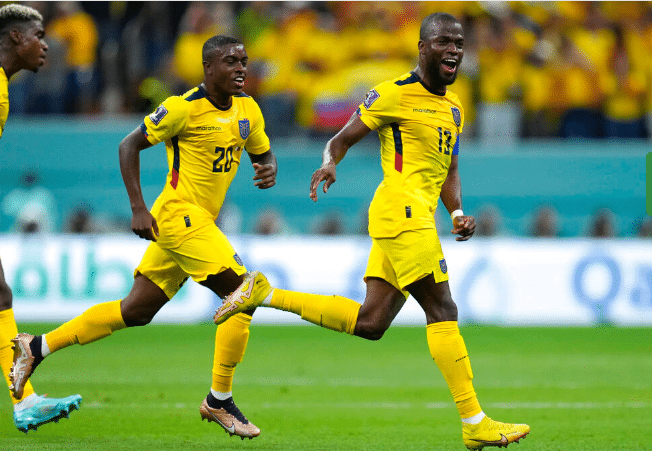 Enner Valencia's first-half double sees Ecuador win the opening match of the World Cup against Qatar
