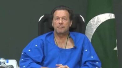 Photo of Pakistan: Imran Khan affirms long march to resume on Nov 8 from same point where he was attacked