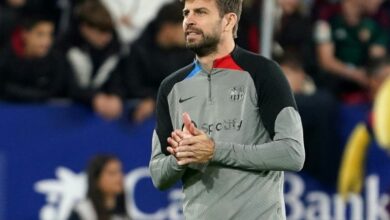 Photo of Pique sent off at half-time in final Barcelona match