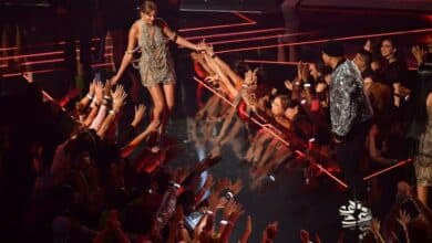 Photo of Taylor Swift tour chaos spurs calls to probe ticketing industry