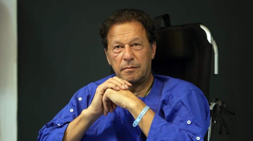 Pakistan's Imran Khan relaunches march