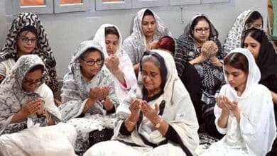 Photo of Daughters of Bangabandhu pray for departed souls of their parents, relatives